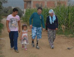 Turkey’s social security body to pay veteran in part for prosthetic leg after loan crisis
