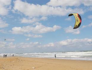 Strolling the beaches of Kilyos in fall