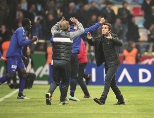 Leader Beşiktaş handed first defeat of season