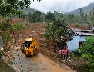 100 buried alive in Sri Lanka tea region mudslide: minister