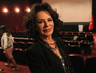 Actress Hülya Koçyiğit leads list of Presidential Award winners