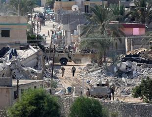 Egypt starts work on Gaza buffer after bombing