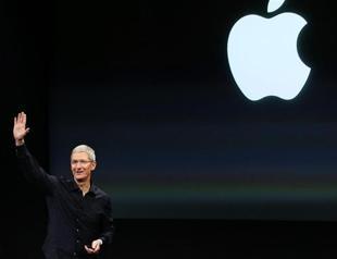 Homophobic MP urges Russia to ban gay Apple boss