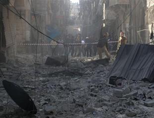 Turkey warns of threat to Aleppo from Assad, fears new refugee influx