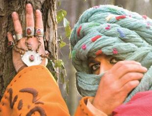 Journey of makeup and accessories in Turkish cinema at an exhibition