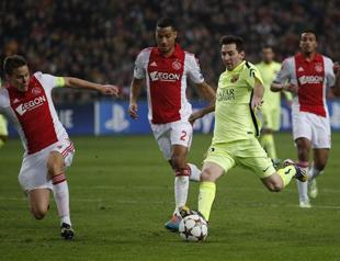 Messi masterclass papers over Barca cracks