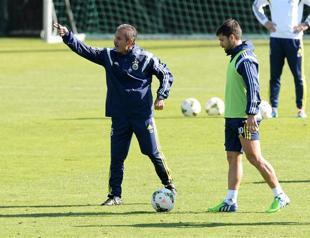 Fenerbahçe to defend seat despite defense injuries