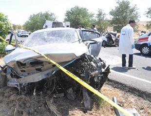 Three policemen set to escort Kurdish singer killed at accident