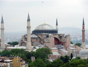 Earthquakes pose threat to historic monuments in Istanbul