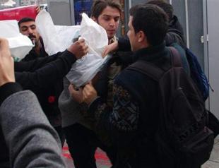US soldiers attacked with dye in Istanbul by nationalist youth group