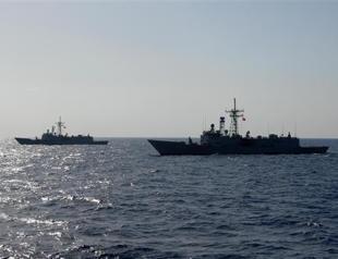 Greek, Turkish navies play cat-and-mouse on Aegean