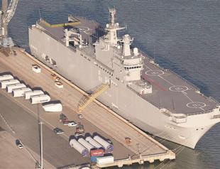 Moscow gives France until end of November to deliver warship: report