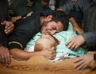 Israeli forces kill Palestinian along Gaza border