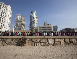 In Tel Aviv, African illegals rap a bitter-sweet story