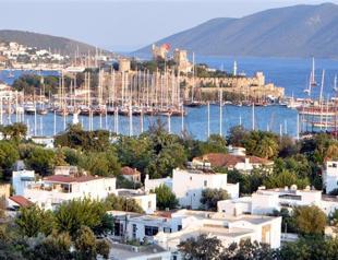 Turkish tourism sector set to lure more young tourists