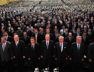 Turkish President Erdoğan bestows tradesmen with policing mission