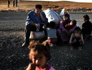 Thousands of Syrian refugees stranded in Turkish minefield: HRW