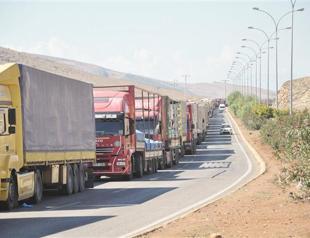 Row over truck transit fee grows between Iran, Turkey