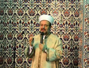 Istanbul’s Friday sermon focuses on lies, gossip via technological devices