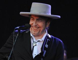 New Dylan album to interpret Sinatra classics