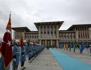 Erdoğan’s palace won’t bring prestige to Turkey: CHP