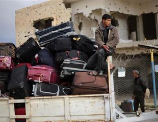 Egypt allows in travellers from Gaza for first time since October