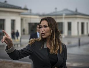 Actress sues CHP leader after verbal row over Ak Saray praise