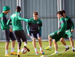 UEFA bans Turkish club Bursaspor for one year