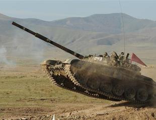 Armenia, Azerbaijan ranks among top militarized countries in world