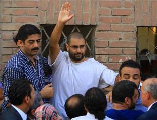 Egypt court bails top 2011 revolt activist Abdel Fattah: lawyer