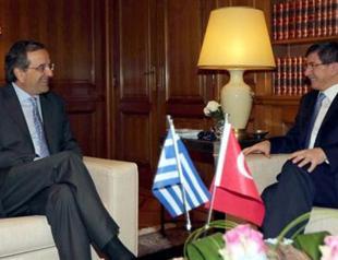 Turkish PM Davutoğlu calls for closer cooperation during Athens visit