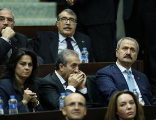 CHP says AKP officials’ relatives are appointed to state bureaucracy without exams
