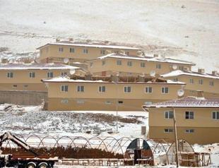 TOKİ’s apartments for eastern Turkey quake victims crumbling apart