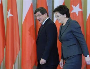 Turkey lifts visas for Polish nationals