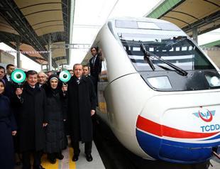 Turkey unveils new high speed train to Anatolia