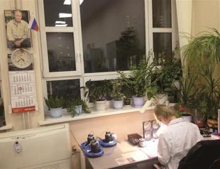 As sanctions hit harder, Russia cautiously opens up to innovation