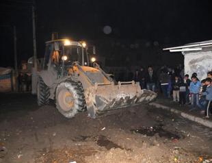 PKK youth branches’ ditches being filled in calmer Cizre town