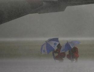 Ice likely caused AirAsia crash, Indonesia says