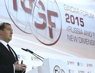 Russia will not cut itself off from world: Medvedev