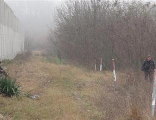 Bulgaria to extend border fence against migrant influx