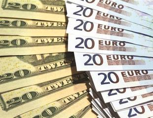 Turkish lira hits 11-month low as media raid jars nerves