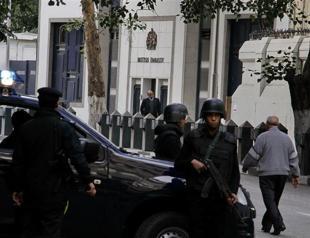British embassy in Cairo reopens to the public