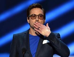Downey Jr, Lawrence win big at Peoples Choice awards