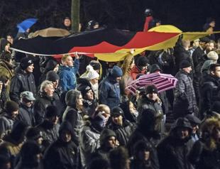Majority of Germans see Islam as threat: poll