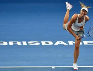 Sharapova cruises, Ivanovic struggles in Brisbane