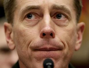 US weighs criminal charges for Petraeus