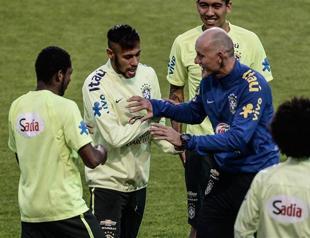 Samba with Turkey more than a friendly for Brazilian stars