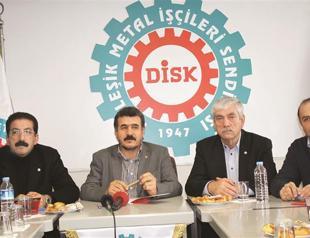 15,000 Turkish metal workers strike for better wages