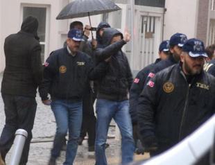 Two more policemen suspected in Turkeys illegal wiretapping probe surrender