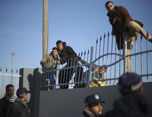 Egypt court rules Hamas armed wing terror group